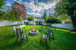 5BR Beach House, Game Room + Huge Backyard - Image 2