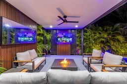Luxury Villa Solara Heated Pool, Hot Tub, Golf - Image 2