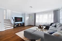 5BR Beach Home | Walk to Cove Beach + Private Yard - Image 5