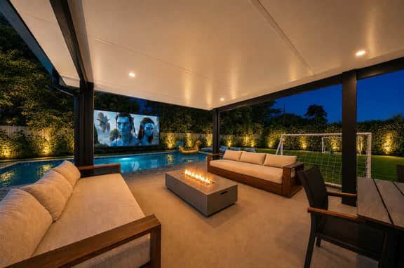 Luxury Villa Alana Pool/Golf/Soccer/Movie Theatre - Image 2