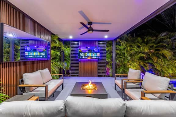 Luxury Villa Solara Heated Pool, Hot Tub, Golf - Image 2