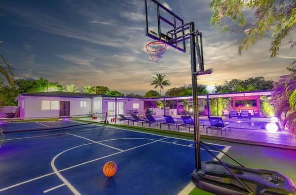 Luxury Villa Solara Heated Pool, Hot Tub, Golf - Image 3