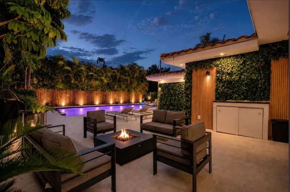 Villa Paradiso New Pool Movie Theater Golf Firepit - Image 1