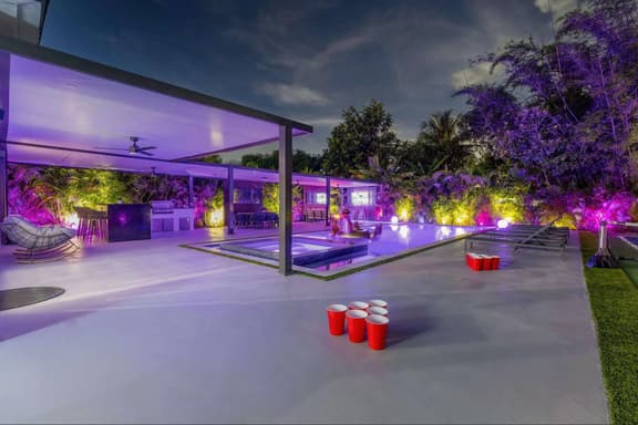 Luxury Villa Solara Heated Pool, Hot Tub, Golf - Image 1