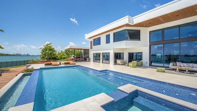 Premium Villas in Miami for Groups