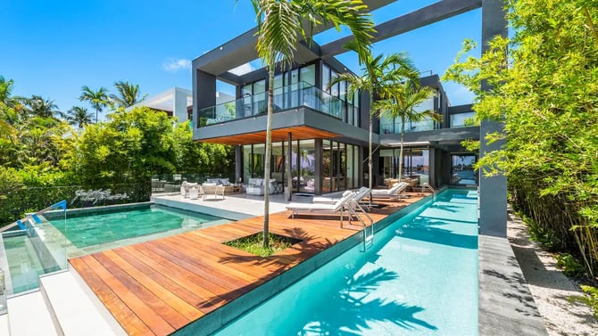 Luxury Miami Villas Near Downtown