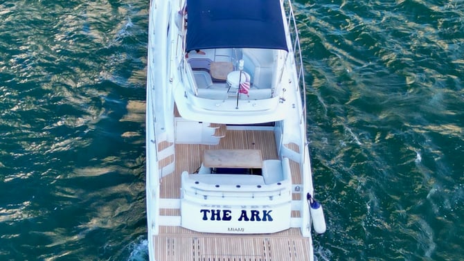 52' Flybridge "the Ark"/Luxury Yacht Charter